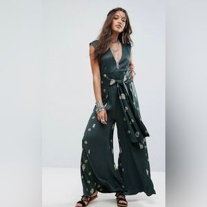 FREE PEOPLE JESSIE’S JUMPSUIT | Green Floral Size XS